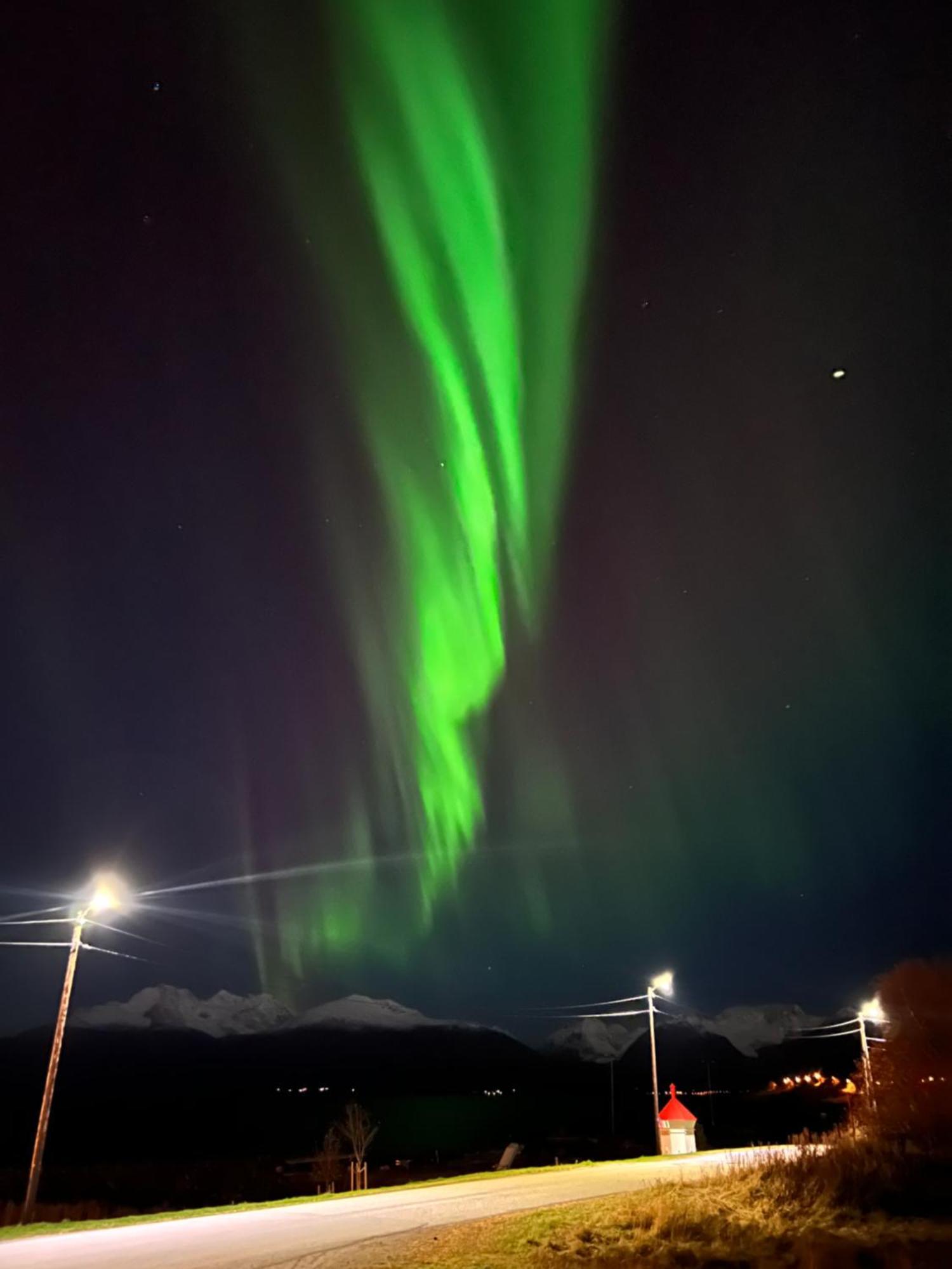 Alpan Apartments, Lyngenfjord Olderdalen Exteriör bild