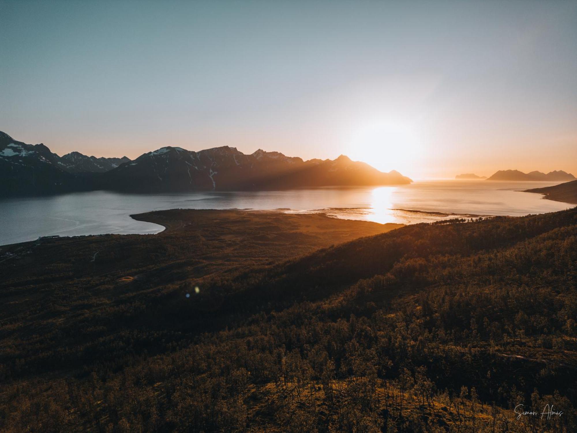 Alpan Apartments, Lyngenfjord Olderdalen Exteriör bild