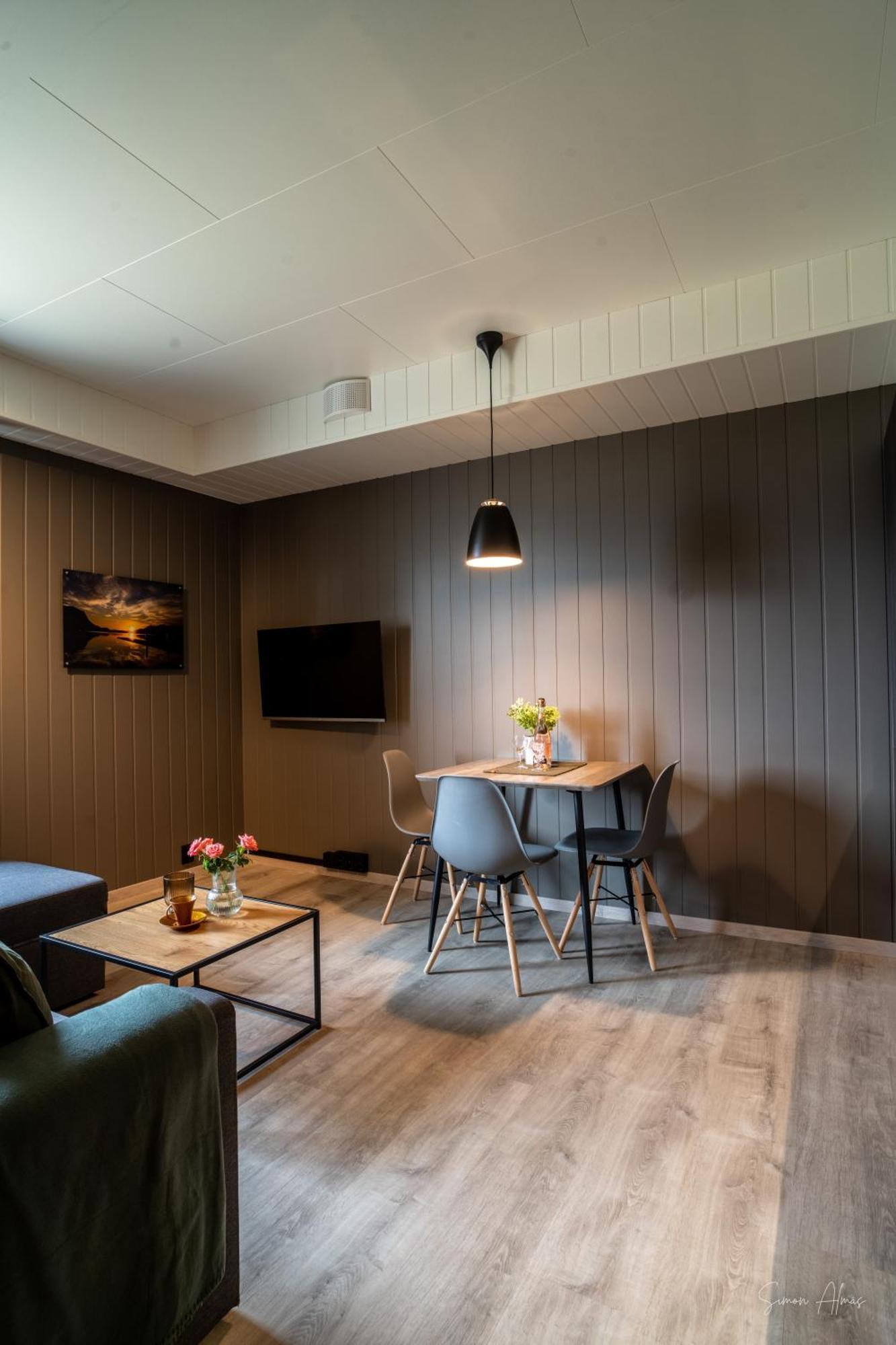 Alpan Apartments, Lyngenfjord Olderdalen Exteriör bild